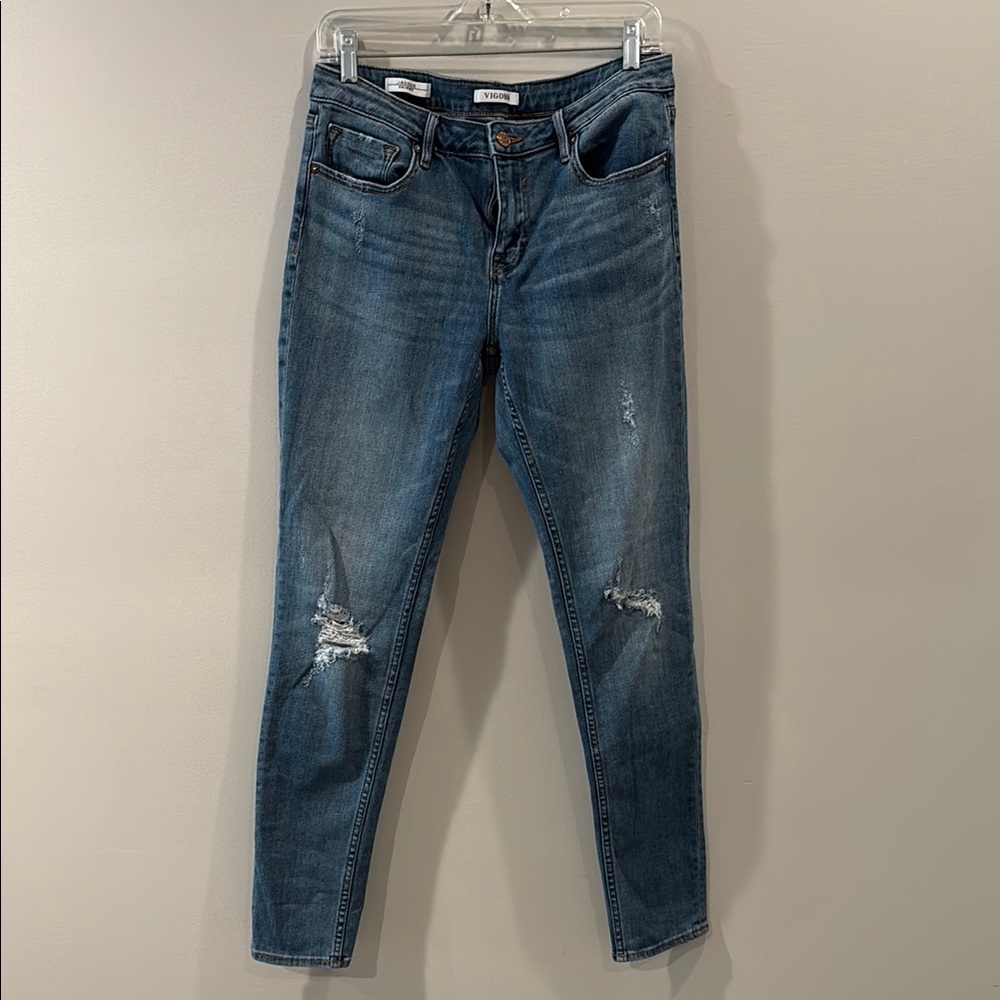 Vigoss Blue Skinny Jeans with Tapered Leg and Minimal Distressing